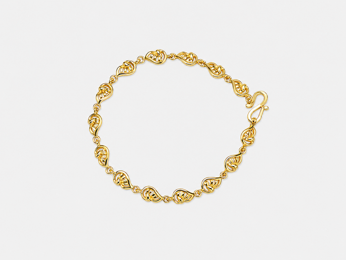 Golden Petite Openwork Link Bracelet