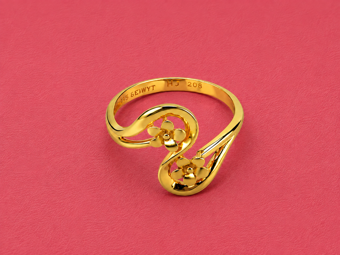 Golden Swirl & Flower Ring