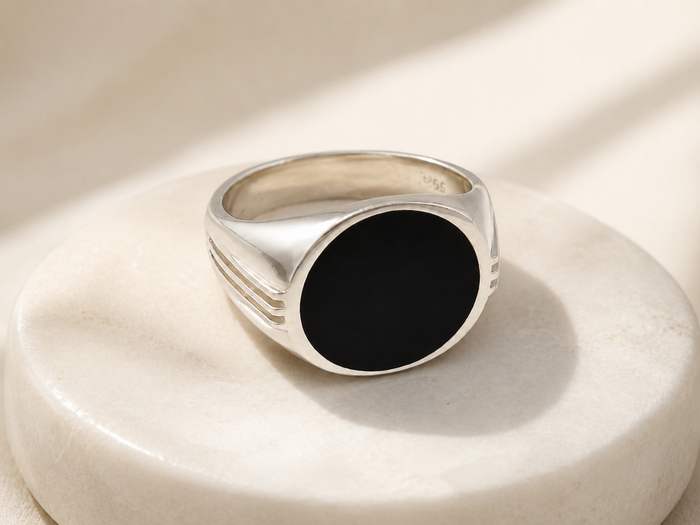 Silver Men's Black Onyx Oval Signet Ring