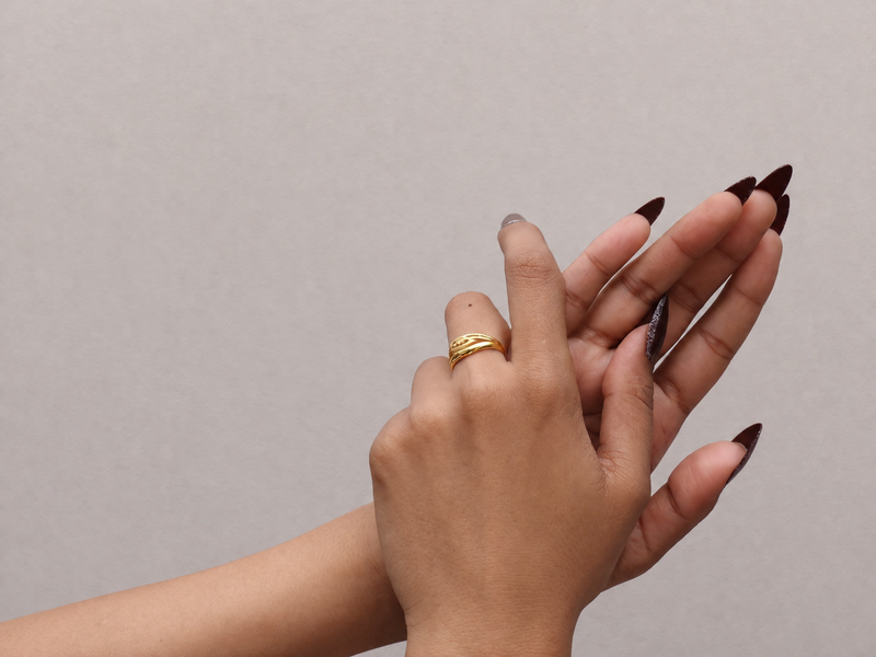 Golden Openwork Leaf & Bead Ring – view 2