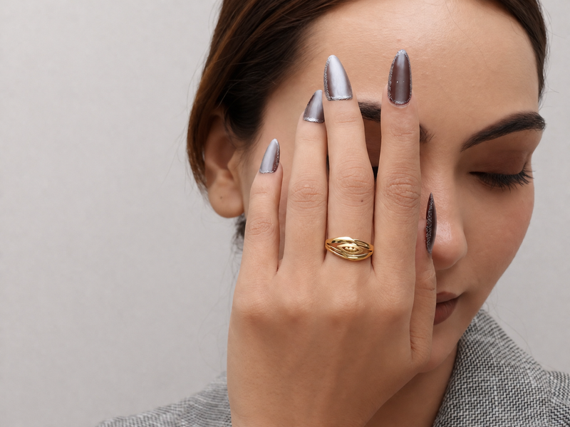 Golden Openwork Leaf & Bead Ring – view 4