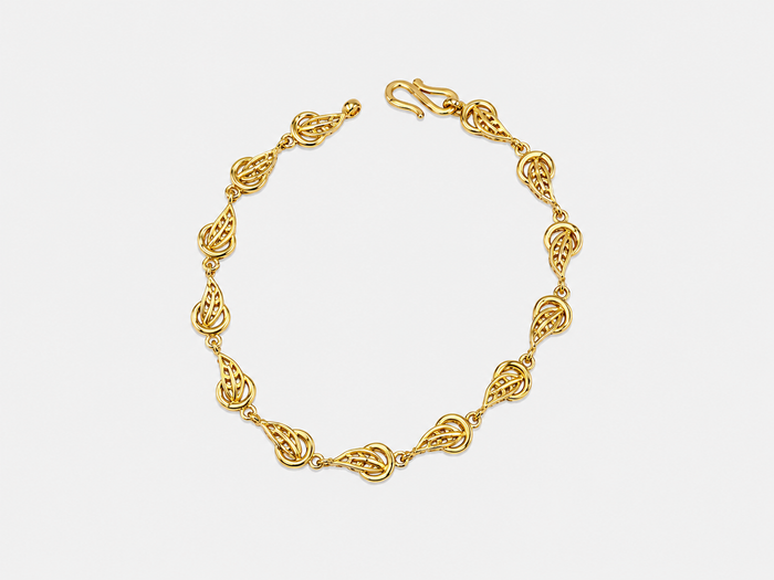 Golden Openwork Oval Link Bracelet