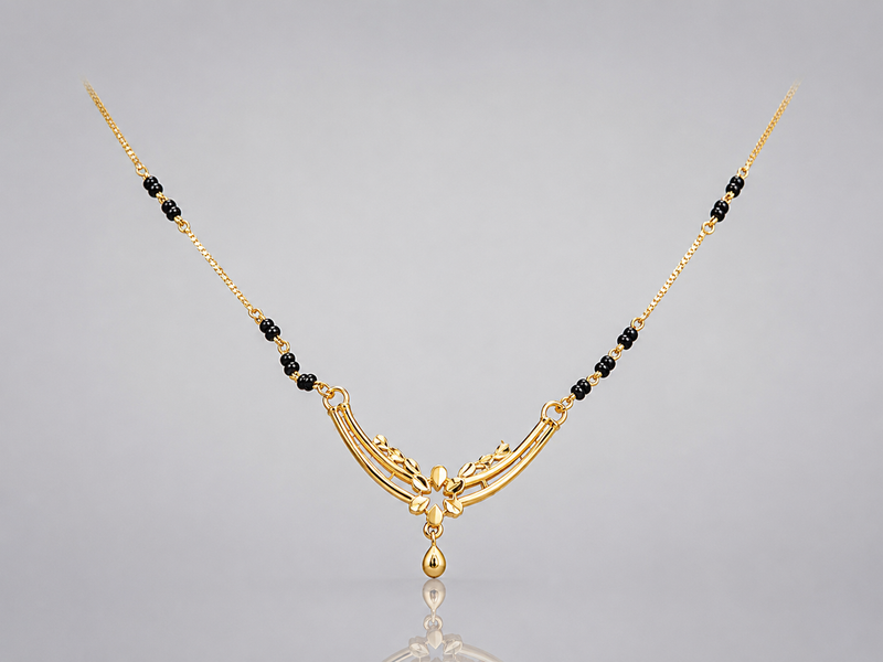 Golden Leaf Bar Drop Mangalsutra – view 2