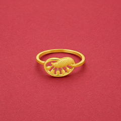 Golden Sunburst Oval Ring
