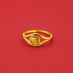Golden Heart in Oval Frame Ring