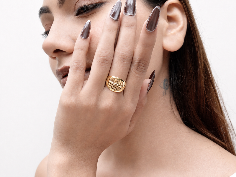 Golden Lattice Dome Band Ring – view 3