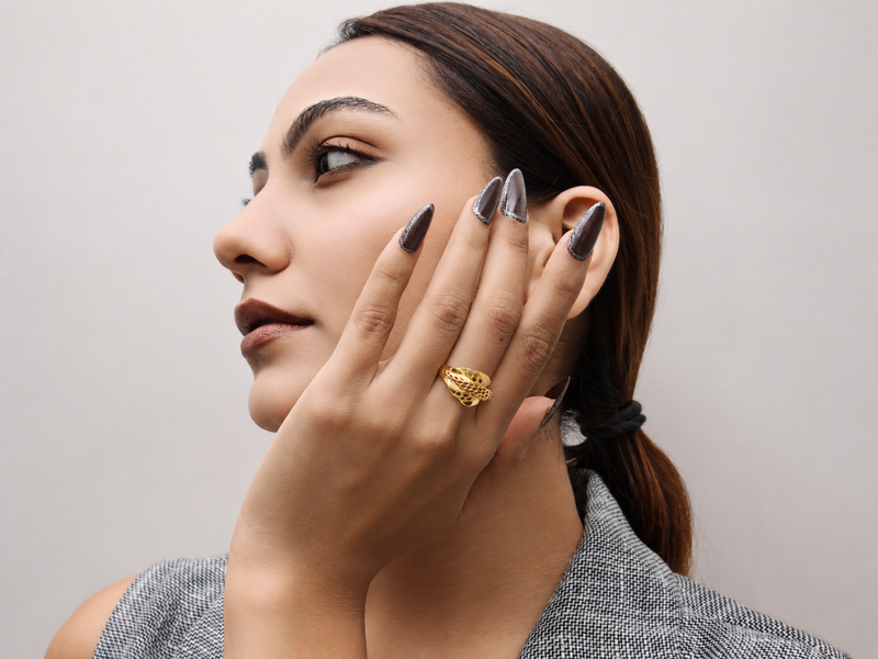 Golden Openwork Leaf Dome Ring – view 3