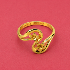 Golden Swirl & Flower Ring