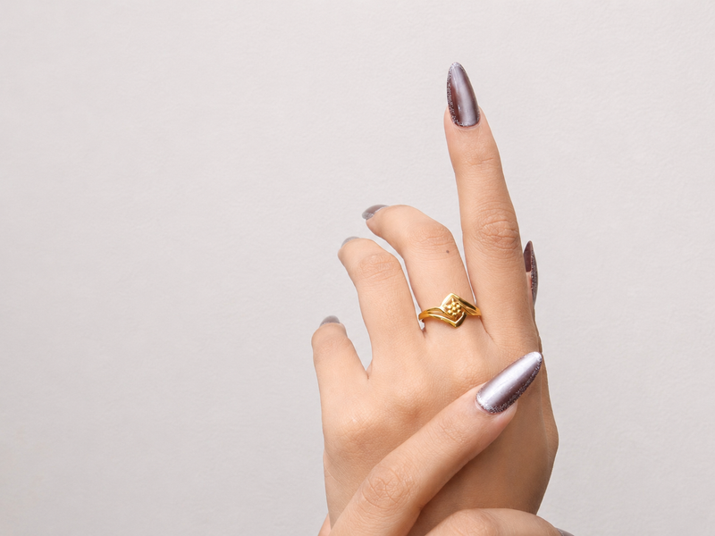 Golden Diamond Frame Bead Cluster Ring – view 3