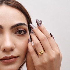 Golden Twisted Knot Triple-Band Ring – view 3