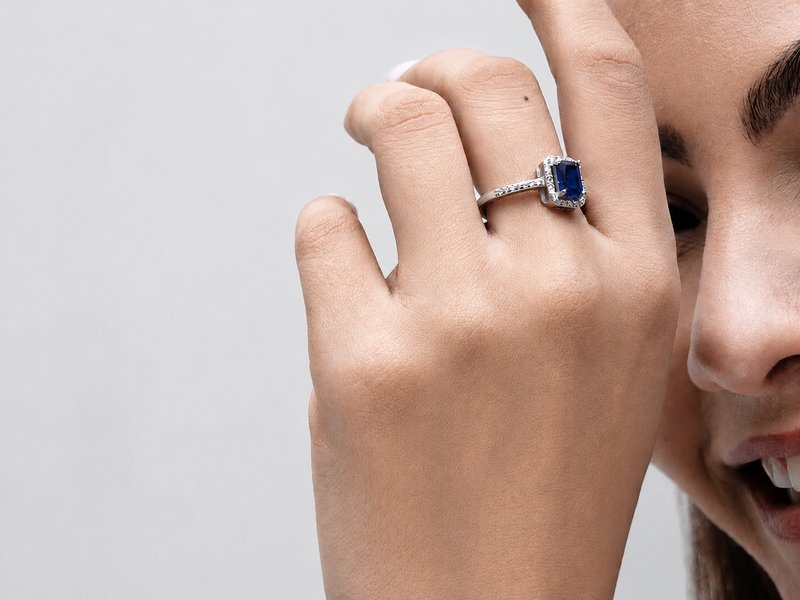 Silver Blue Emerald-Cut Milgrain Halo Ring – view 4