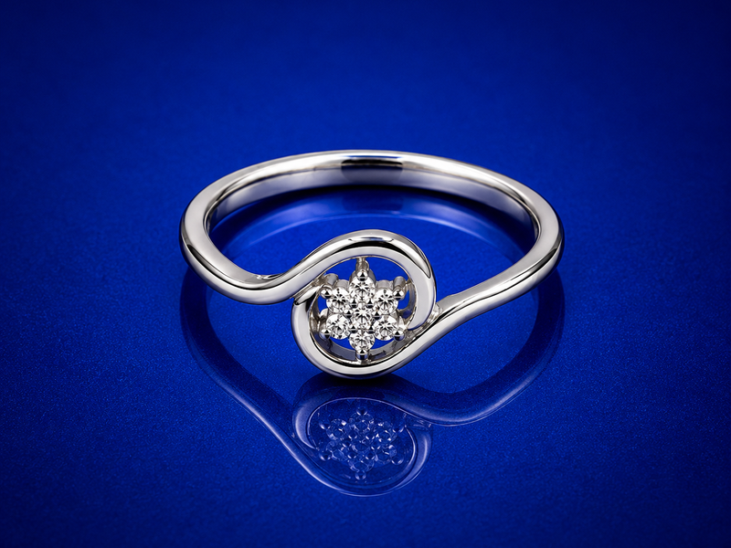 Silver Pave Cluster Circle Wave Ring