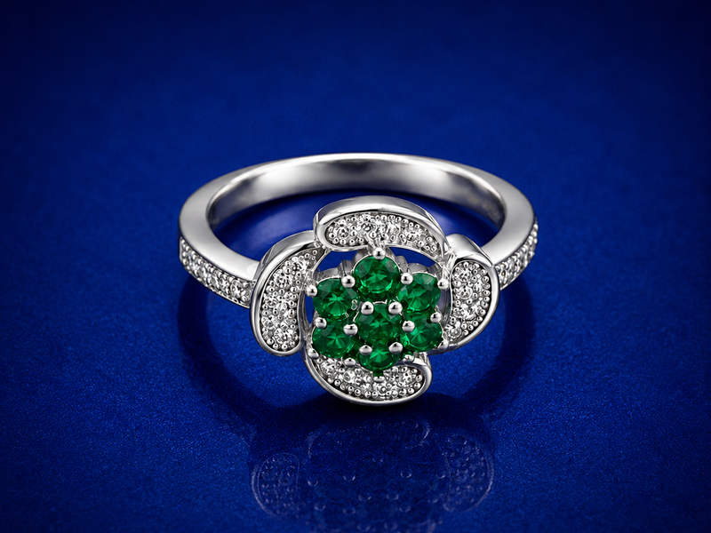 Silver Emerald Cluster Flower Ring