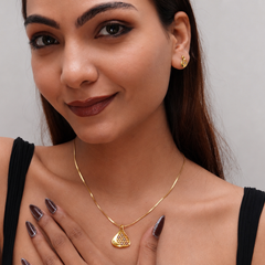 Two-Tone Golden Teardrop Mesh Pendant & Stud Set – view 2