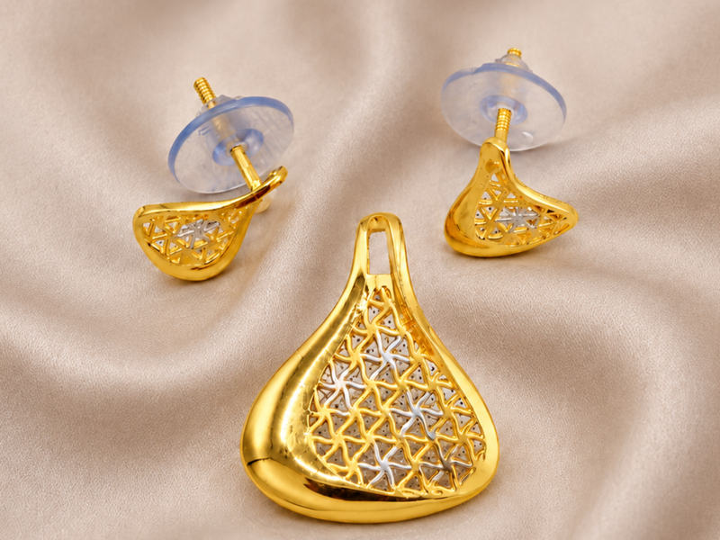 Two-Tone Golden Teardrop Mesh Pendant & Stud Set