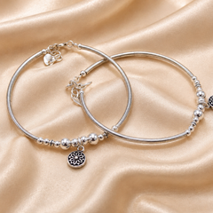 Oxidised Silver Daisy Disc Charm Beaded Bracelet