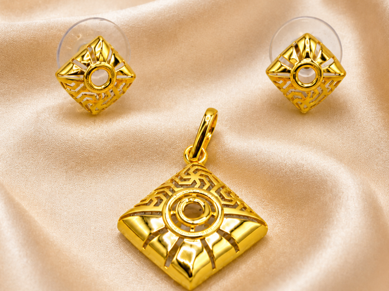 Golden Diamond Sunburst Pendant & Stud Set