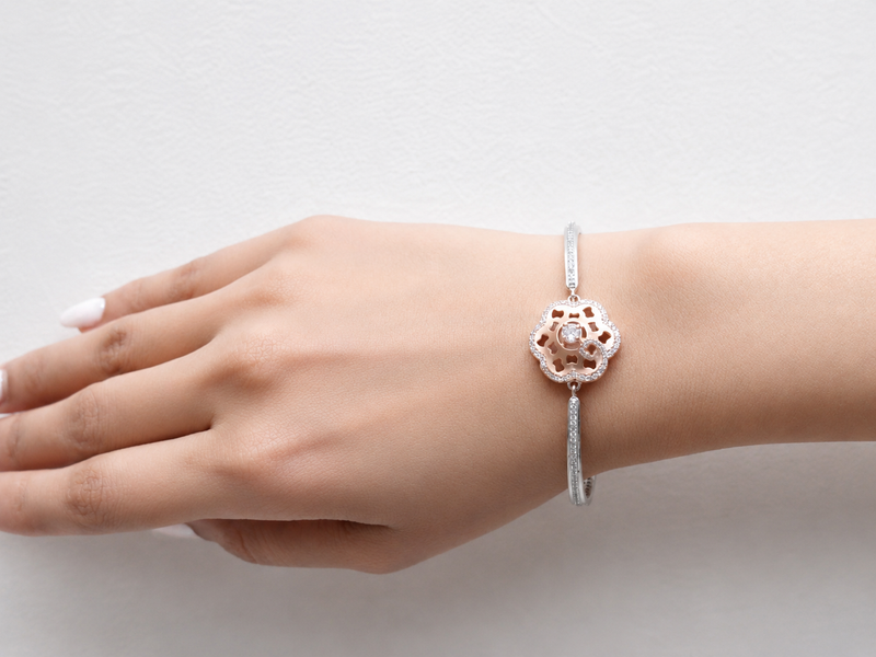 Silver Bracelet with Rose Gold Clover Medallion – view 2