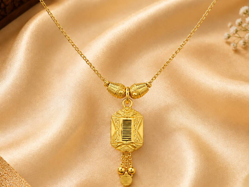 Golden Filigree Barrel Pendant Mangalsutra