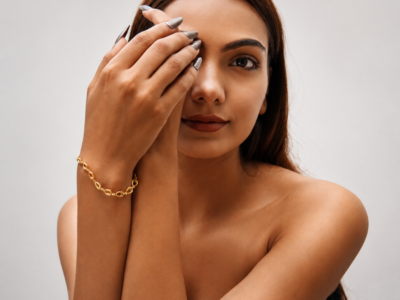 Golden Teardrop Openwork Link Bracelet – view 4