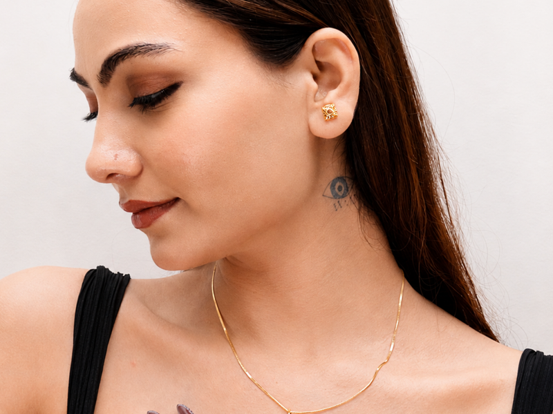 Golden Diamond Sunburst Pendant & Stud Set – view 4