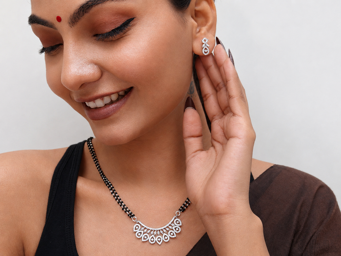 Silver CZ Scalloped Arc Bib Mangalsutra