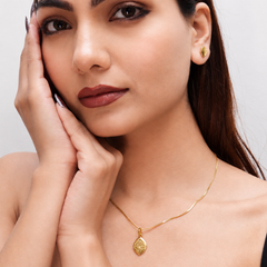 Golden Marquise Mesh Pendant & Stud Set – view 3
