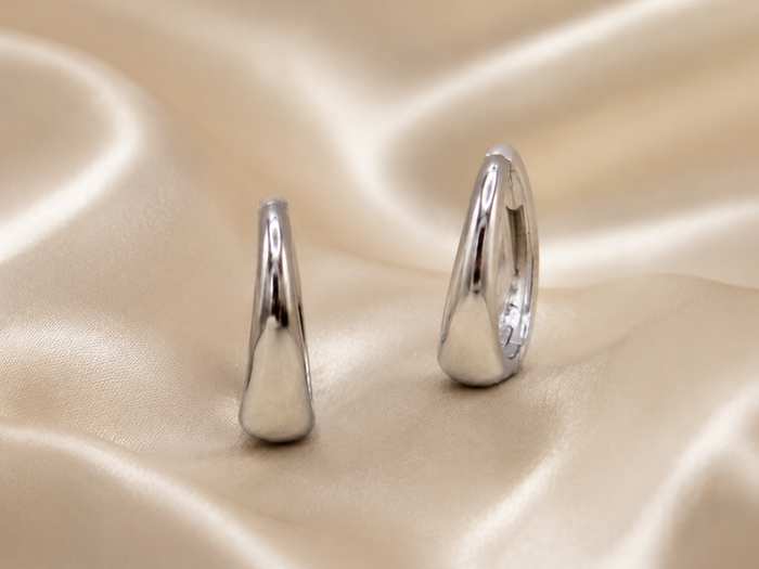 Silver Polished Tapered Huggie Hoops