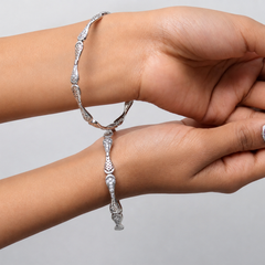 Silver Twisted Leaf Station Bangle