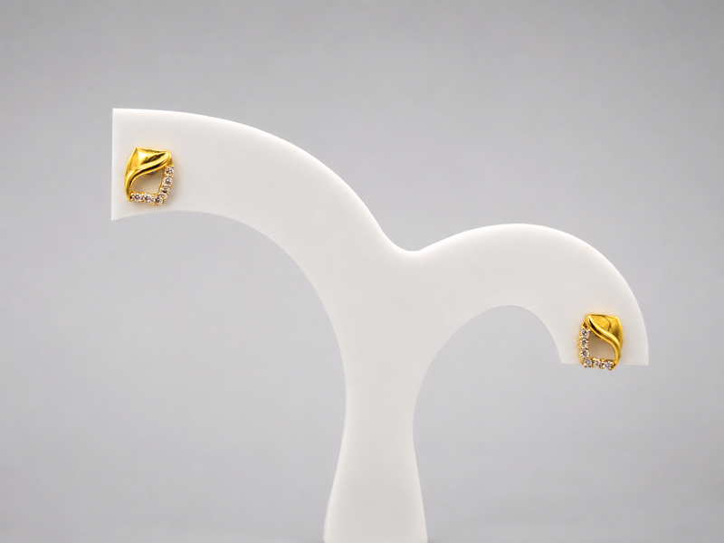 Two-Tone Golden Paisley Drop-Shape Studs