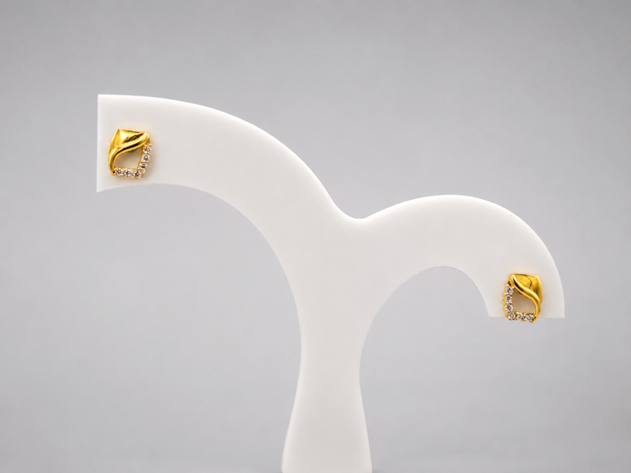 Two-Tone Golden Paisley Drop-Shape Studs