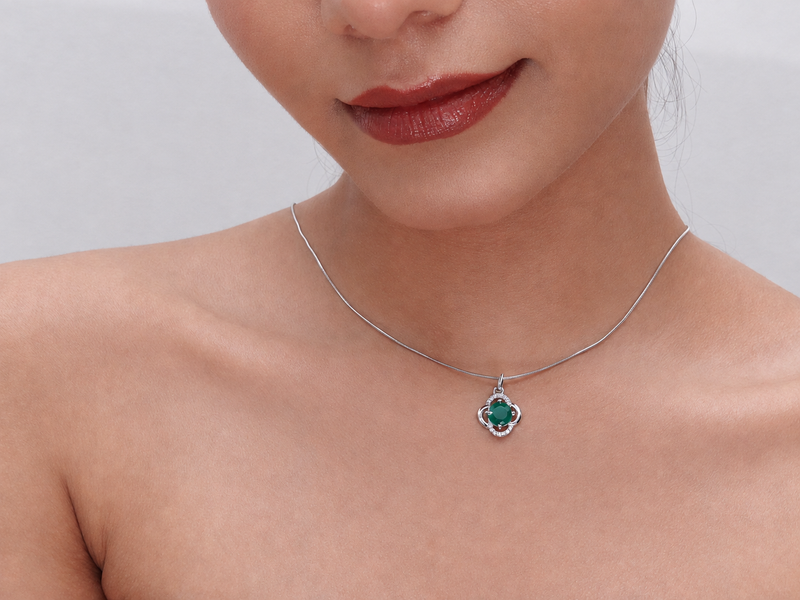 Silver Emerald Round Clover Frame Pendant – view 3
